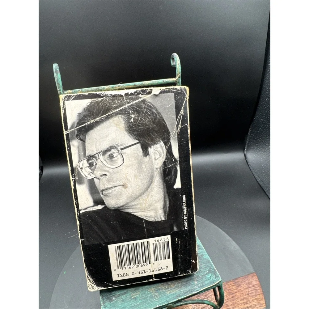 THE EYES OF THE DRAGON STEPHEN KING PAPERBACK 1ST EDITION